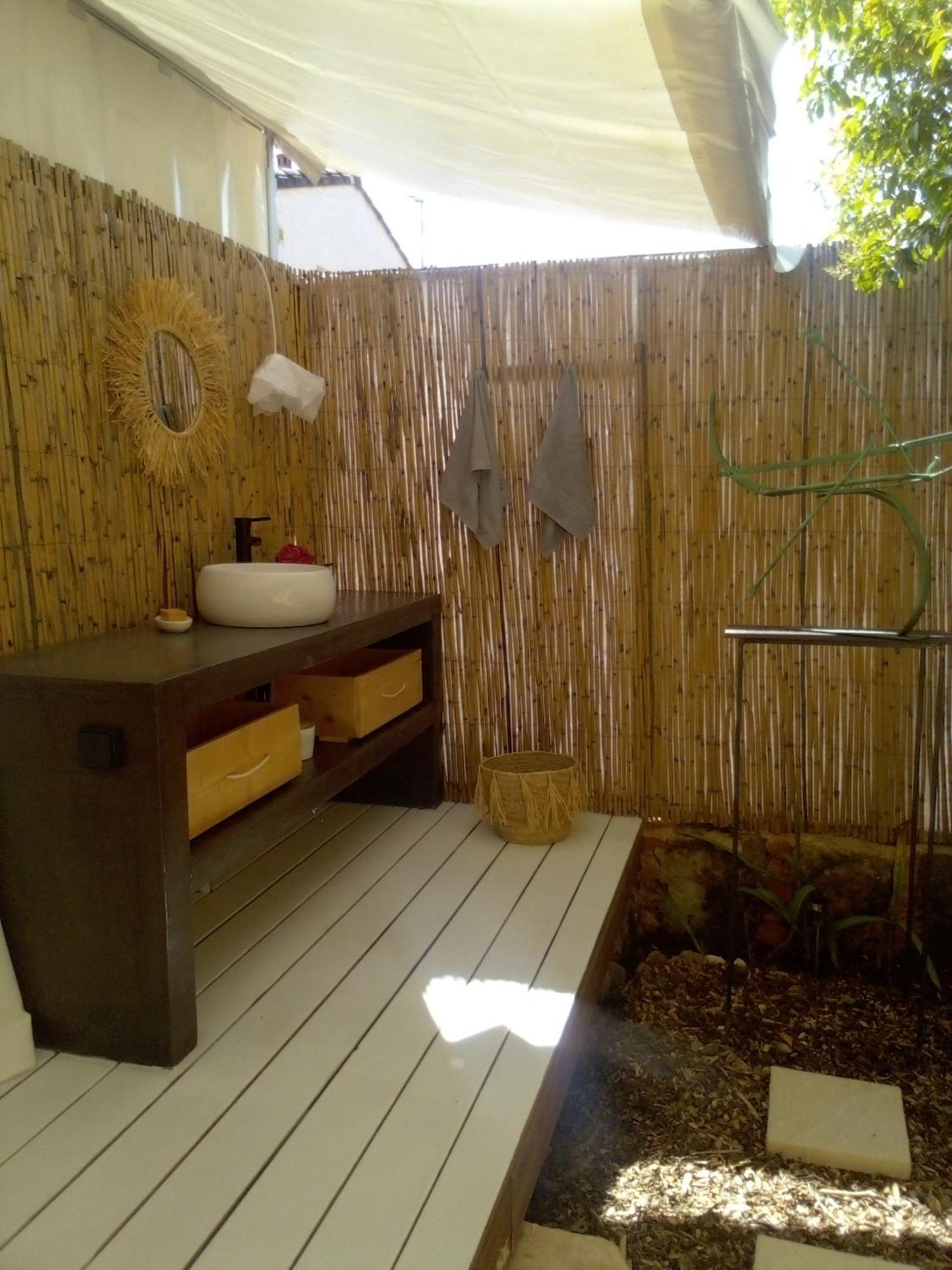 Luxe tent Glamping At Seraphin's